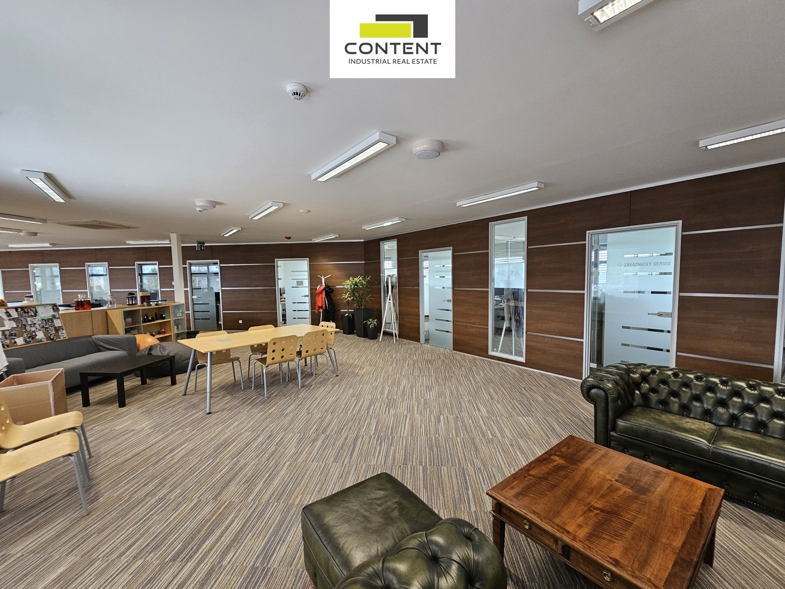 Pronájem kancelářských prostor 300 m², Nová Paka