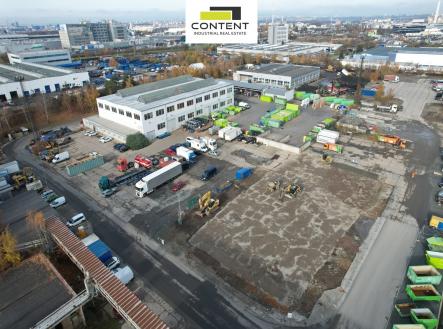 Pronájem - výrobní prostor, 808 m²