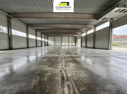 Pronájem - výrobní prostor, 808 m²