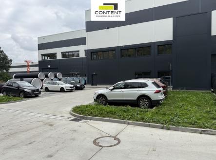 Pronájem - kanceláře, 294 m²