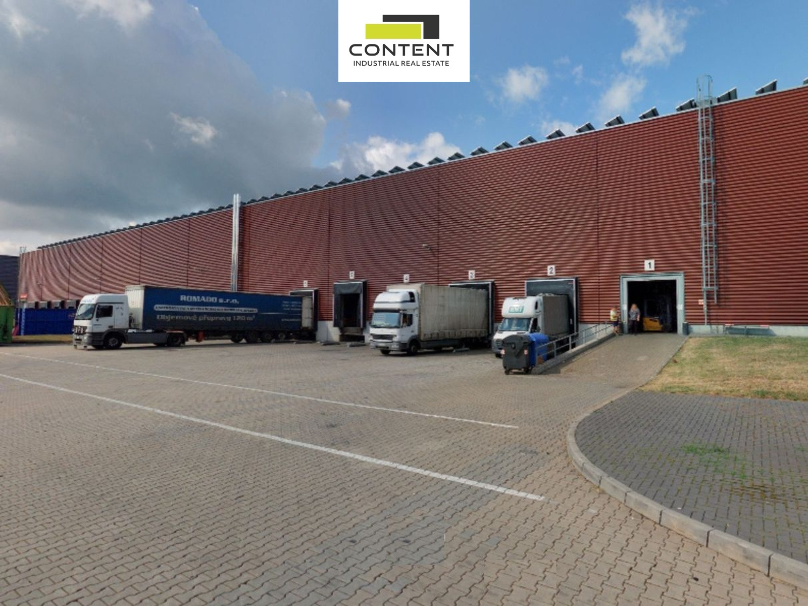 Pronájem skladu, výrobních prostor 3.259 m², Praha 9, Horní Počernice, D10