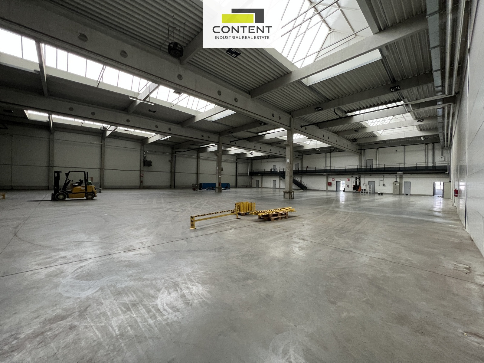 Pronájem skladu, výrobních prostor 1747 m², Ostrava - Hrabová, D56