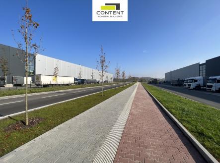 Pronájem - skladovací prostor, 12 400 m²