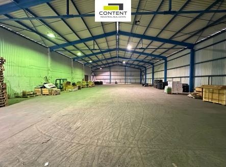 Pronájem - skladovací prostor, 800 m²