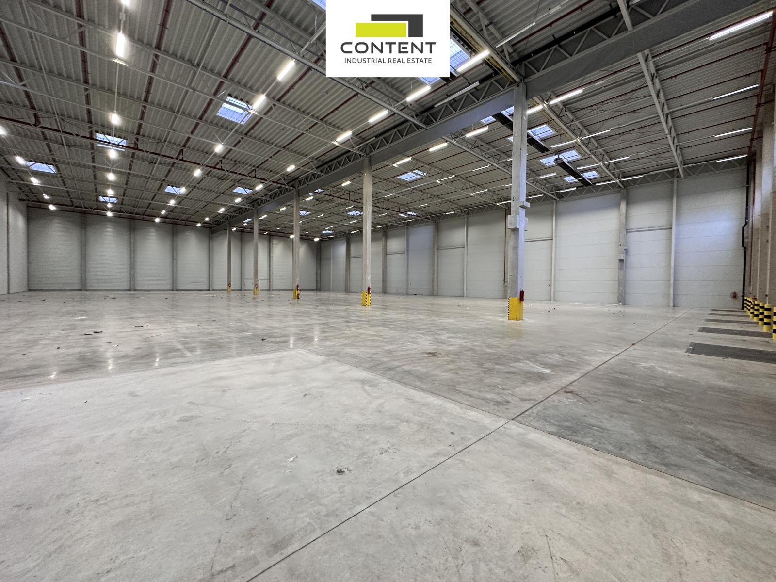 Pronájem skladu, výrobních prostor 4.382 m², Hostivice, D6