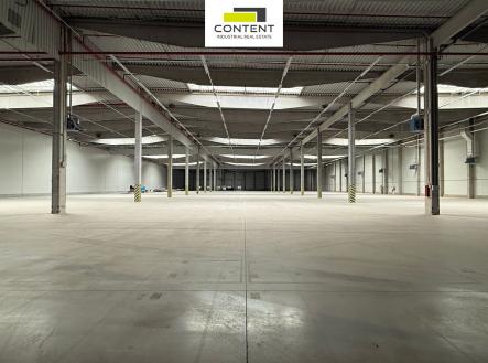 Pronájem - skladovací prostor, 2 968 m²
