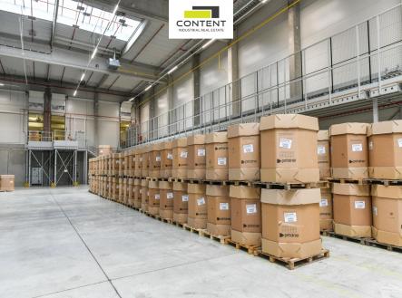 Pronájem - skladovací prostor, 10 000 m²