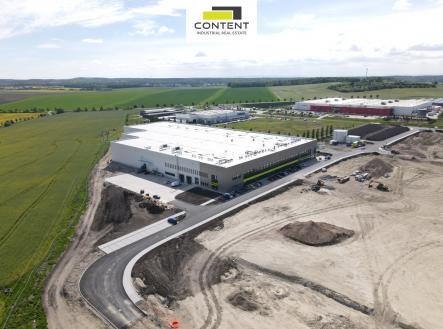 Pronájem - výrobní prostor, 12 000 m²