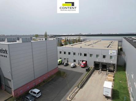 Pronájem - skladovací prostor, 2 695 m²