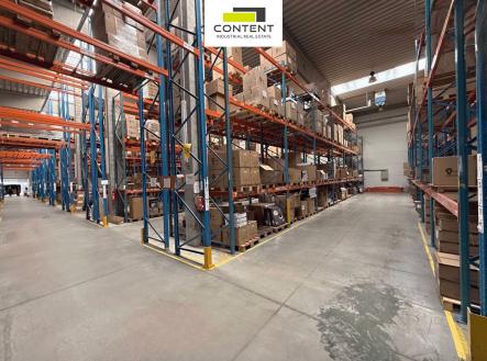 Pronájem - skladovací prostor, 2 695 m²