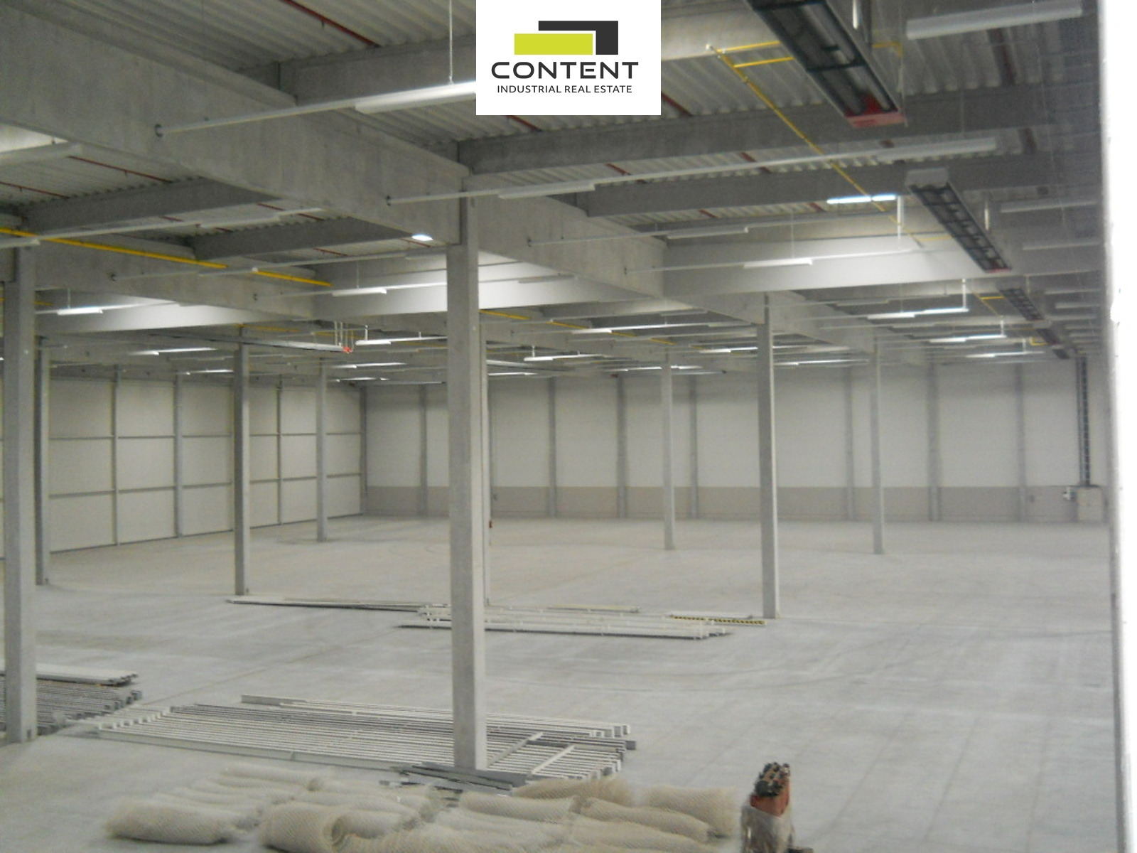 Pronájem skladu, výrobních prostor 14.707 m², Úžice, D8