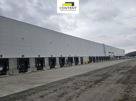 Pronájem - skladovací prostor, 2 500 m²