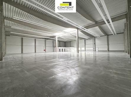 Pronájem - skladovací prostor, 1 300 m²