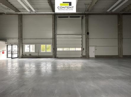 Pronájem - skladovací prostor, 1 300 m²