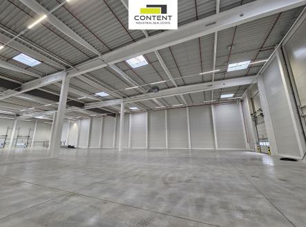 Pronájem - skladovací prostor, 1 500 m²