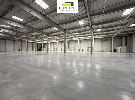 Pronájem - výrobní prostor, 5 079 m²