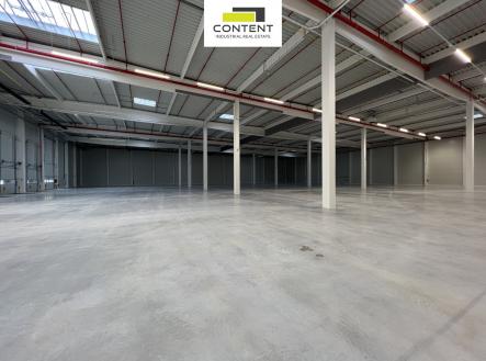 Pronájem - skladovací prostor, 4 398 m²