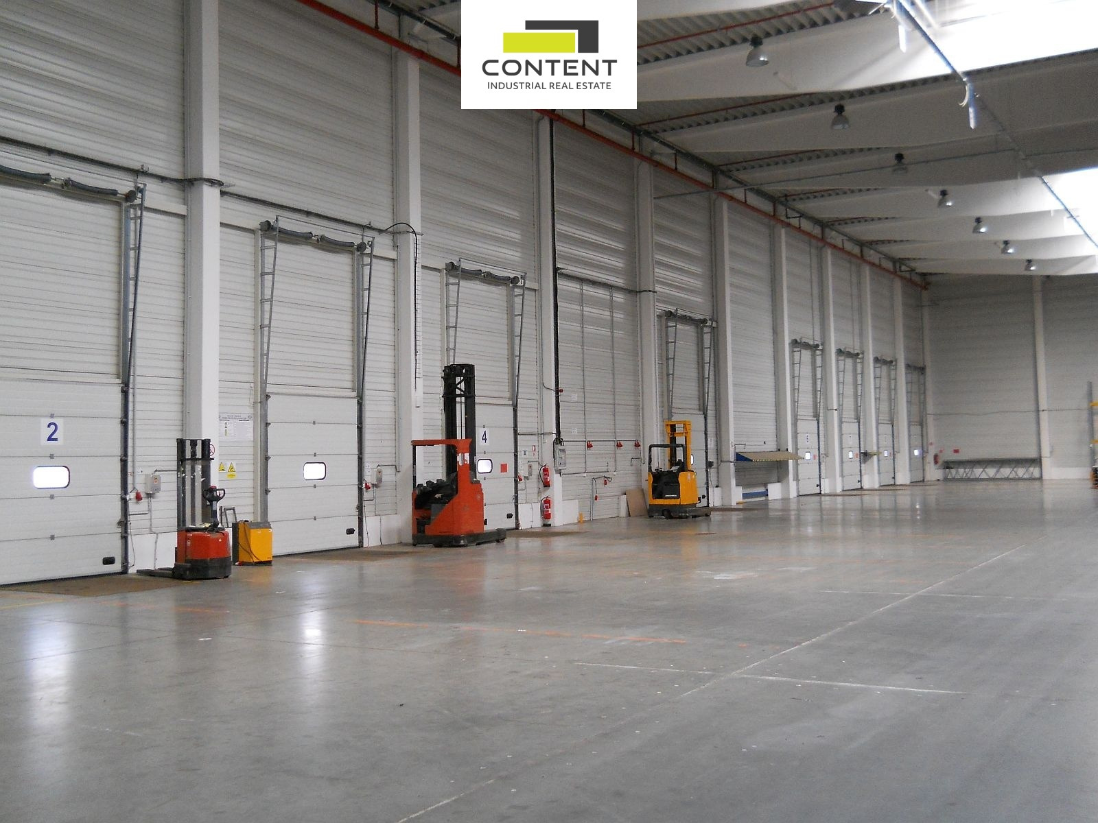 Pronájem skladu, výrobních prostor 4.766 m², Praha 9, Horní Počernice, D10