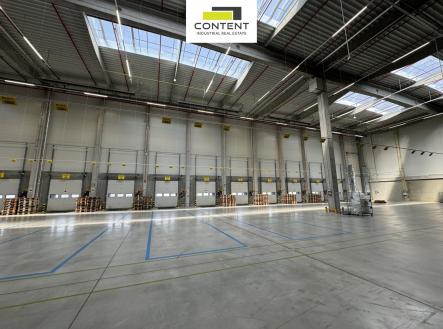 Pronájem - skladovací prostor, 30 000 m²