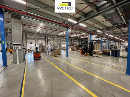 Pronájem - skladovací prostor, 3 800 m²