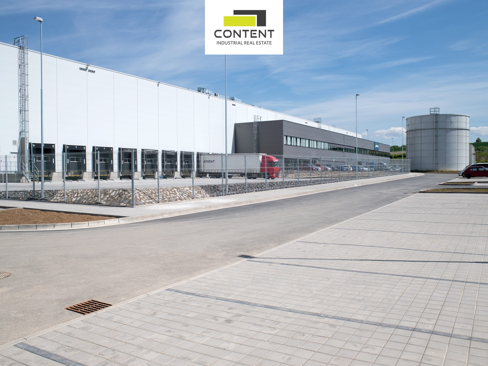 Pronájem skladu, výrobních prostor 13.167 m², Kvasiny