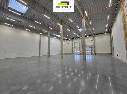 Pronájem - skladovací prostor, 816 m² obrázek