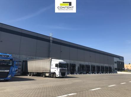 Pronájem - skladovací prostor, 4 100 m²