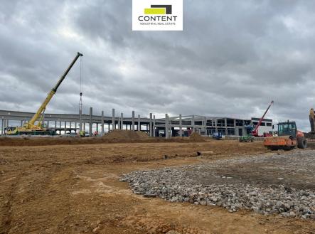 Pronájem - skladovací prostor, 5 920 m²