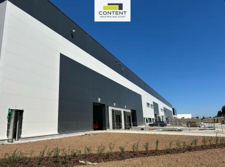 Pronájem - skladovací prostor, 5 920 m²