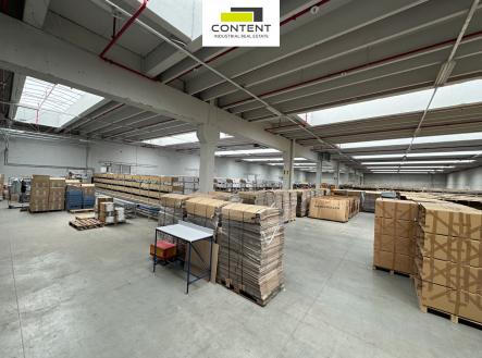 Pronájem - skladovací prostor, 2 000 m²