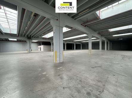 Pronájem - skladovací prostor, 2 000 m²