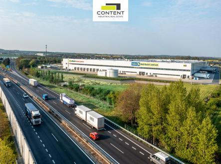 Pronájem - výrobní prostor, 8 204 m²