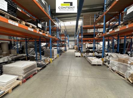 Pronájem - skladovací prostor, 4 905 m²