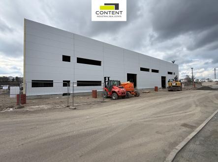 Pronájem - výrobní prostor, 1 458 m²