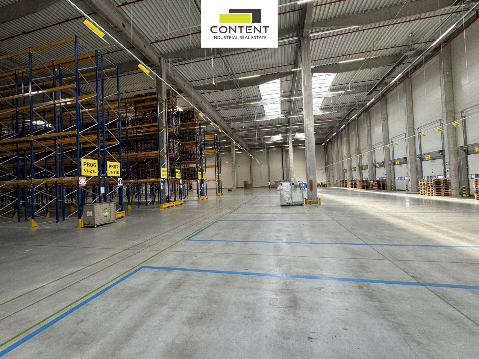 Pronájem skladu, výrobních prostor 11.000 m², Linhartice