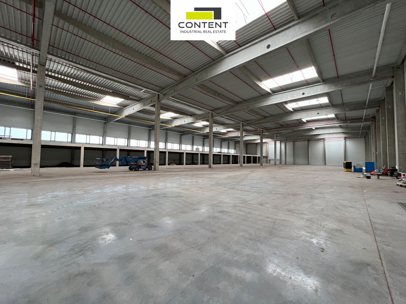 Pronájem skladu, výrobních prostor 13.500 m², Ostrava, D1