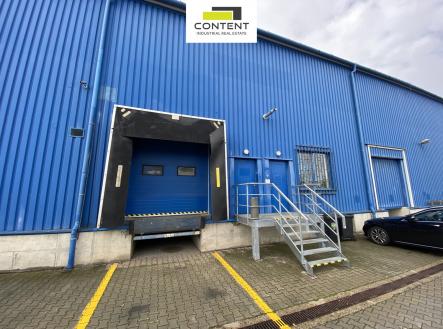 Pronájem - skladovací prostor, 1 682 m²