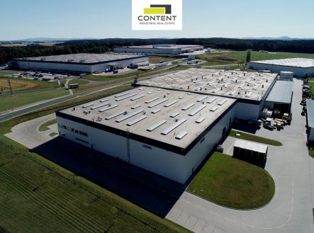 Pronájem - výrobní prostor, 11 700 m²