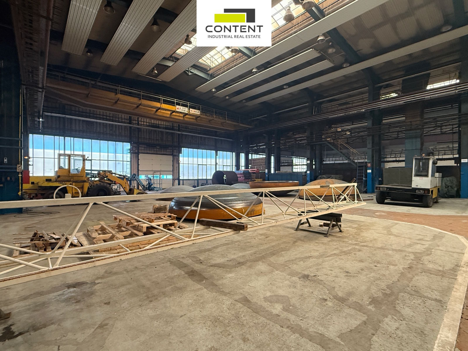 Pronájem skladu, komerčních prostor 620 m², Benešov u Prahy