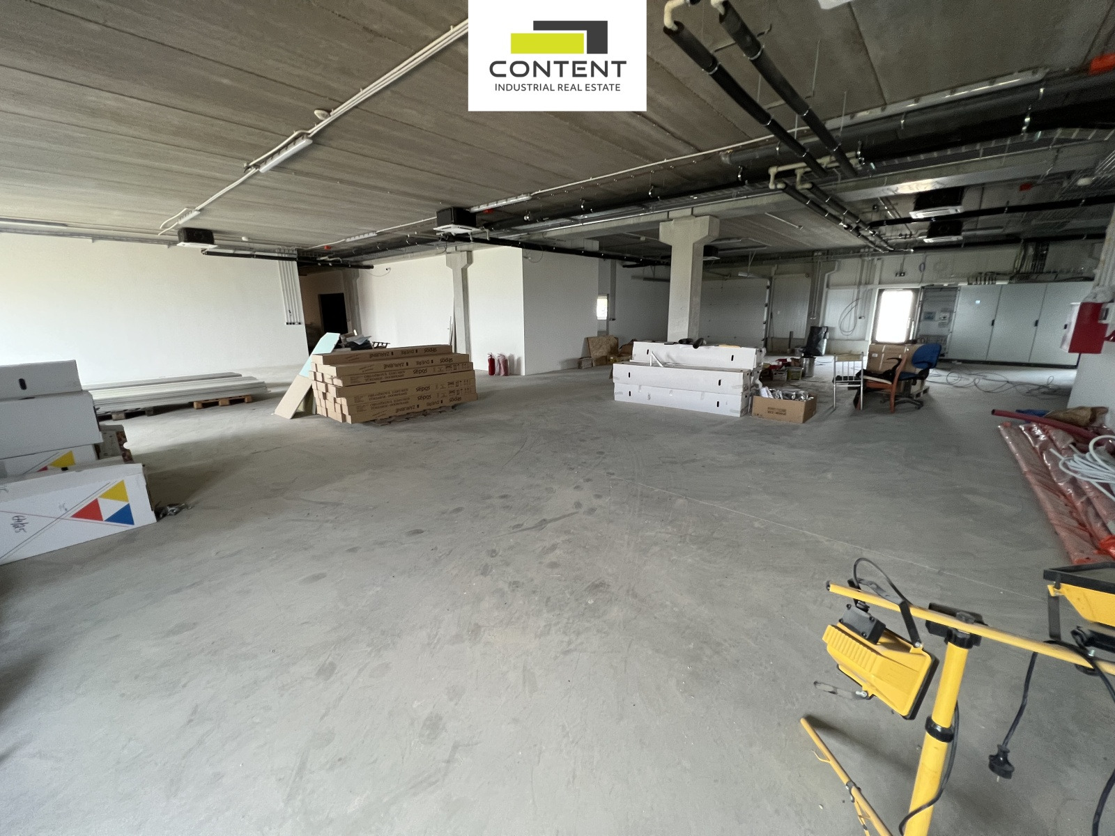 Pronájem industriálních prostor 1.838 m², Střelice, D1