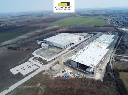 Pronájem - skladovací prostor, 7 450 m² obrázek