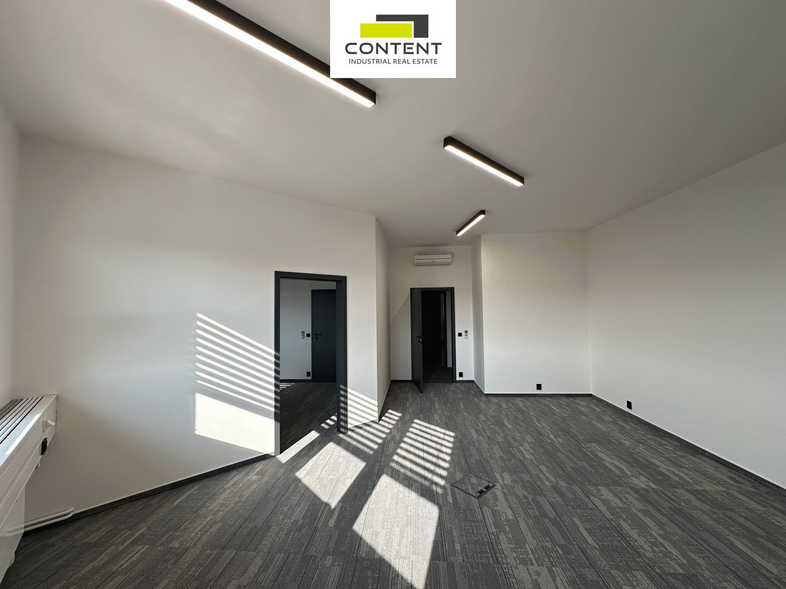 Pronájem kancelářských prostor 459 m², Praha - Nupaky