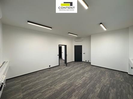 Pronájem - kanceláře, 230 m²