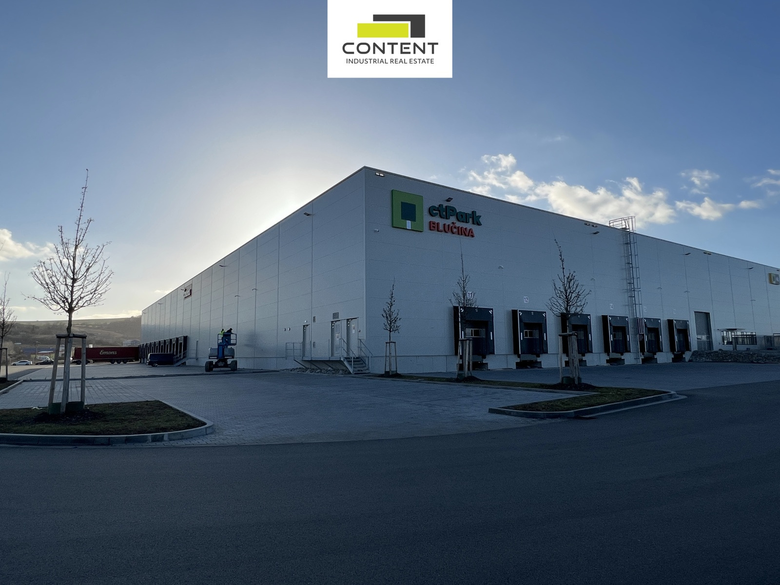 Pronájem kvalitních skladových, výrobních prostor 1.554 m², Brno - Blučina