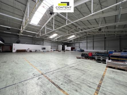 Pronájem - skladovací prostor, 4 726 m²