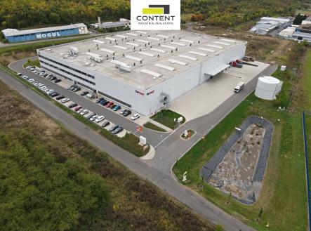 Pronájem - skladovací prostor, 8 712 m²