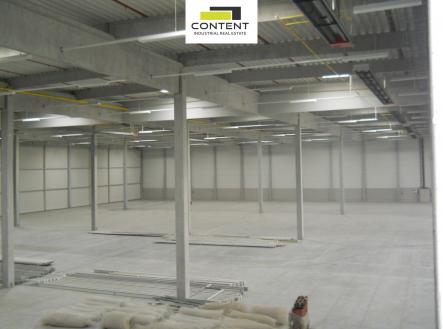 Pronájem - skladovací prostor, 5 667 m²