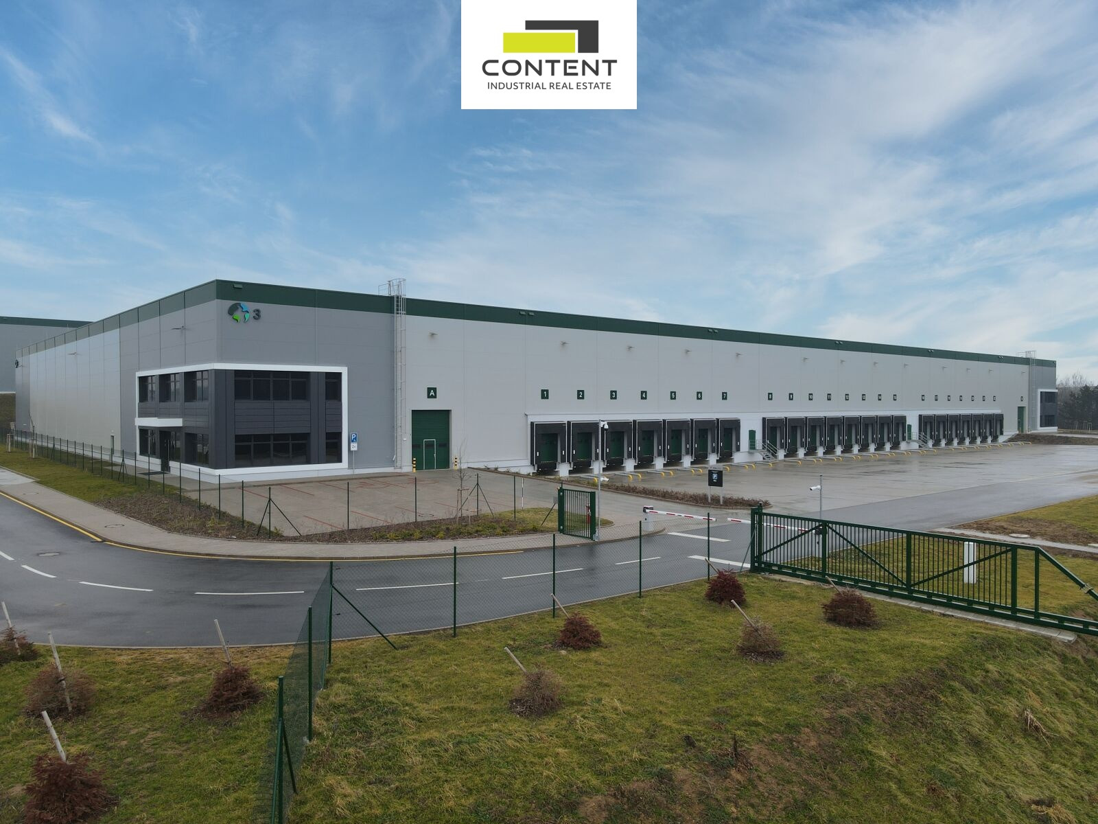 Pronájem skladu, výrobních prostor 10.200 m², Ostředek, D1