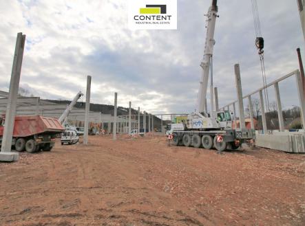 Pronájem - skladovací prostor, 1 800 m²