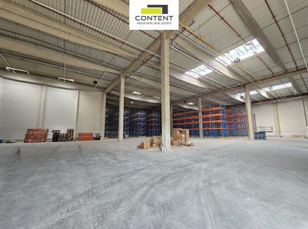 Pronájem - skladovací prostor, 2 000 m²